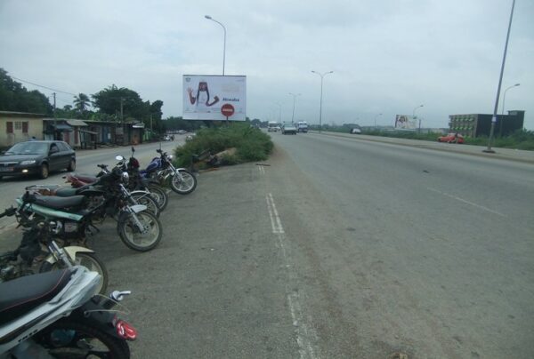 ABO 01_ABOBO - Route d’Anyama - Abobo_1DF_12 m²